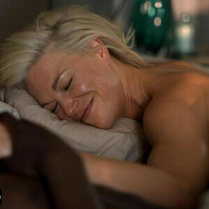 Famous Nude Hannah Waddingham 031 pic
