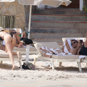 Nude Celeb Pic Heather Graham 015 pic