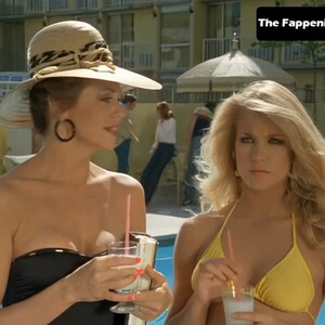 Famous Nude Heather Thomas 042 pic