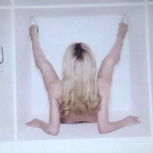 Celebrity Naked Heidi Klum 056 pic
