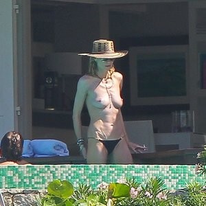 Newest Celebrity Nude Heidi Klum 035 pic