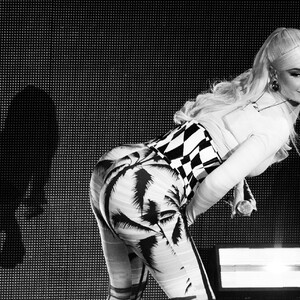 Free nude Celebrity Iggy Azalea 012 pic