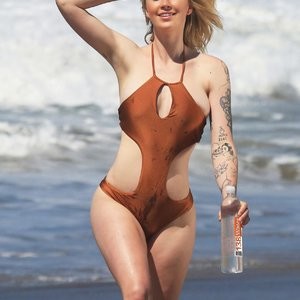 Newest Celebrity Nude Ireland Baldwin 020 pic