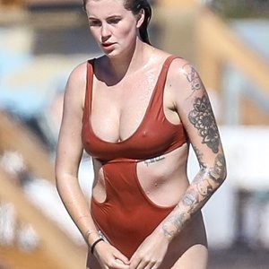 Naked celebrity picture Ireland Baldwin 043 pic