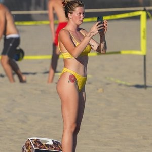 Naked celebrity picture Ireland Baldwin 021 pic