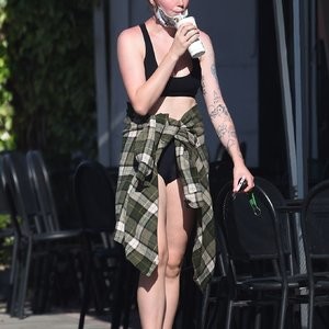 Ireland Baldwin Steps Out in a Tiny Crop Top (16 Photos) – Leaked Nudes