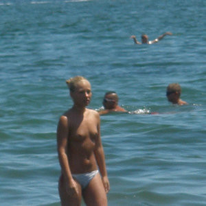 Celebrity Naked Irina Ioana Baiant 009 pic