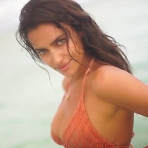 Celebrity Nude Pic Irina Shayk 110 pic