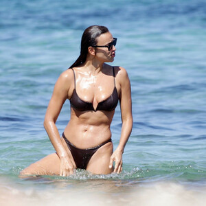 Naked Celebrity Pic Irina Shayk 025 pic