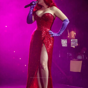 Isabella Bliss Performs as Jessica Rabbit at Proud Embankment (5 Photos) - Leaked Nudes