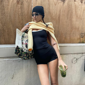 Naked Celebrity Pic Bella Hadid 006 pic