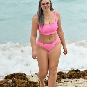 Leaked Iskra Lawrence 258 pic