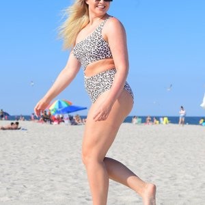 Nude Celeb Pic Iskra Lawrence 002 pic