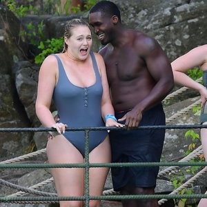 Free Nude Celeb Iskra Lawrence 033 pic