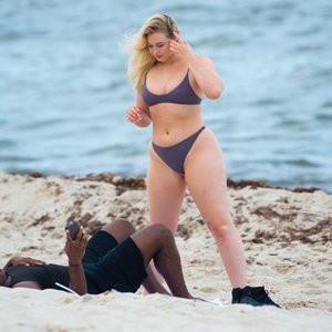 Celebrity Leaked Nude Photo Iskra Lawrence 023 pic