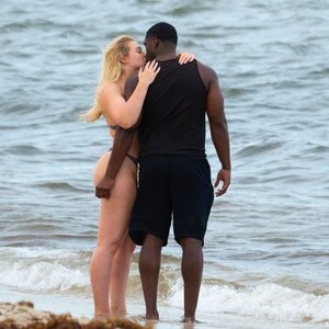Leaked Celebrity Pic Iskra Lawrence 043 pic