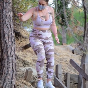 Iskra Lawrence Works Up a Sweat as She Takes a Hike in Los Angeles (36 Photos) - Leaked Nudes
