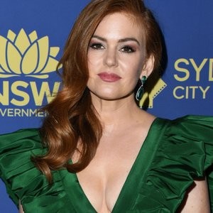 Naked celebrity picture Isla Fisher 030 pic
