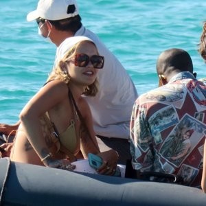 Free nude Celebrity Rita Ora 079 pic