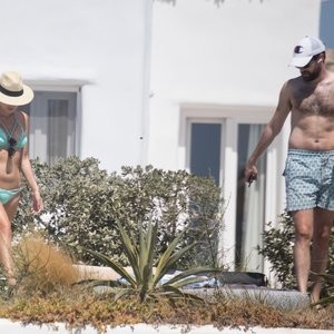 Jack Whitehall & Roxy Horner Take Their New Love to Greece (13 Photos) - Leaked Nudes