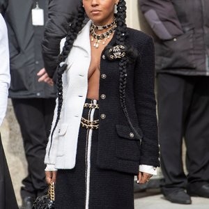Janelle Monae Shows Her Tits at the Chanel Show (54 Photos) – Leaked Nudes