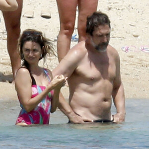 Naked celebrity picture Penelope Cruz 003 pic