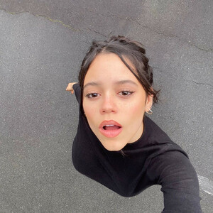 Celeb Nude Jenna Ortega 001 pic