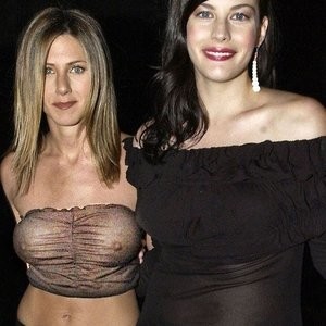 Celebrity Leaked Nude Photo Jennifer Aniston 007 pic