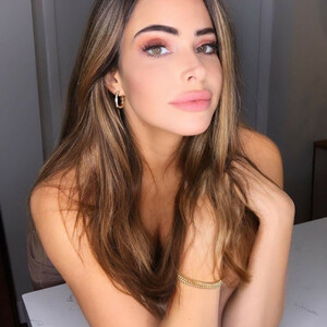Nude Celebrity Picture Jennifer Lahmers 022 pic