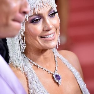 Naked celebrity picture Jennifer Lopez 015 pic