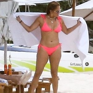 Celeb Nude Jennifer Lopez 038 pic