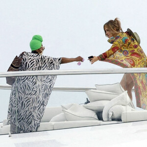 Nude Celebrity Picture Jennifer Lopez 046 pic
