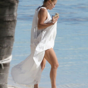 Real Celebrity Nude Jennifer Lopez 035 pic