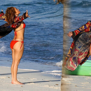 Jennifer Lopez Hot (1 Collage Photo) – Leaked Nudes
