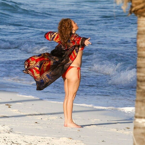 Leaked Jennifer Lopez 006 pic