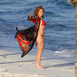 Celebrity Nude Pic Jennifer Lopez 016 pic