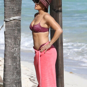 Real Celebrity Nude Jennifer Lopez 015 pic