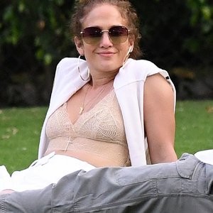 Jennifer Lopez Looks To Be Feeling The Heat in Her Turtleneck During Step-Daughter Ella Rodriguez’s 12th Birthday Party (98 Photos) – Leaked Nudes