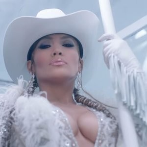 Jennifer Lopez Sexy (19 Pics + GIFs & Video) – Leaked Nudes