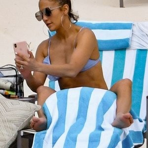 nude celebrities Jennifer Lopez 007 pic