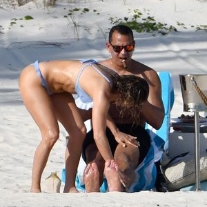 Celebrity Naked Jennifer Lopez 029 pic