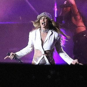 Newest Celebrity Nude Jennifer Lopez 008 pic