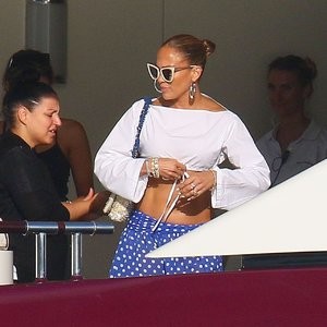 Free nude Celebrity Jennifer Lopez 014 pic