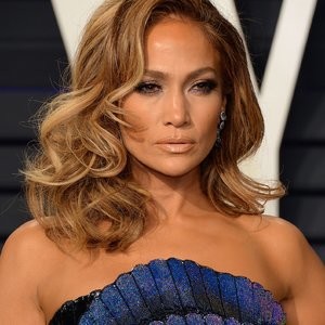 Famous Nude Jennifer Lopez 041 pic