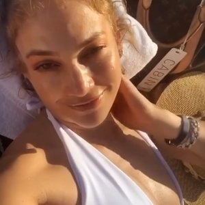 Naked Celebrity Jennifer Lopez 006 pic