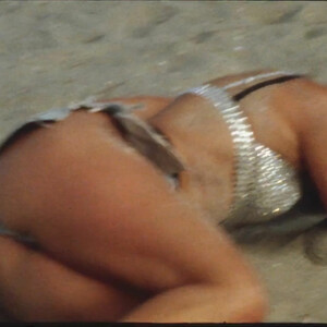 Newest Celebrity Nude Jennifer Lopez 020 pic