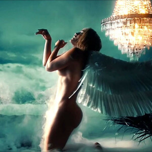 Celebrity Nude Pic Jennifer Lopez 007 pic