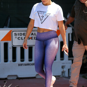 Celeb Naked Jennifer Lopez 011 pic