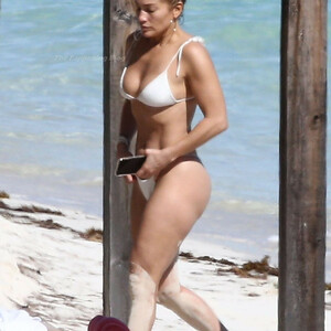 Naked Celebrity Pic Jennifer Lopez 017 pic
