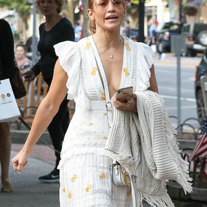 Nude Celeb Jennifer Lopez 023 pic